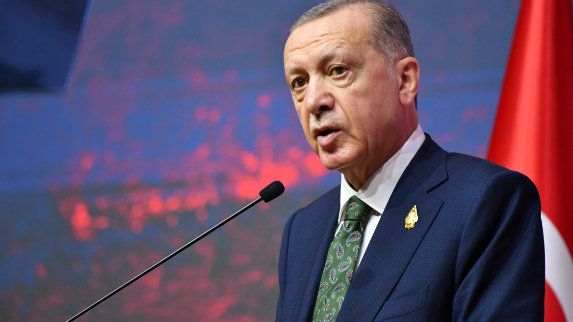 erdogan:-sulmet-ndaj-anijeve-tregtare-ne-detin-e-zi,-te-papranueshme