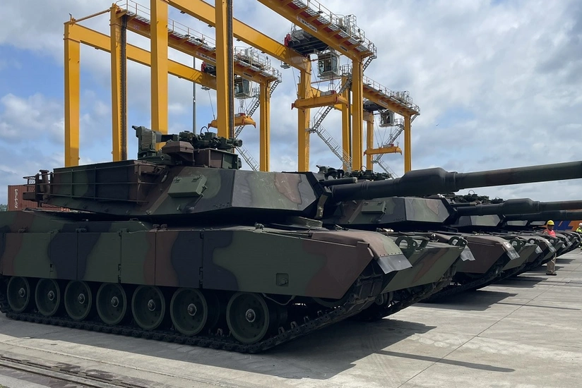 polonia-merr-32-tanke-te-tjera-abrams-nga-shba-te