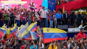 mbeshtetesit-e-maduros-protestojne-ne-karakas-kunder-kercenimeve-te-shba-se:-“ne-jemi-nje-vend-i-lire,-nuk-duam-lufte”