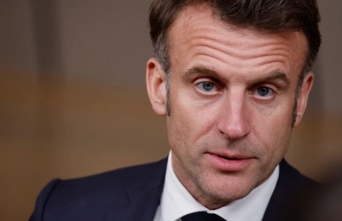 macron:-vetem-ukraina-mund-te-vendose-per-territoret-e-saj