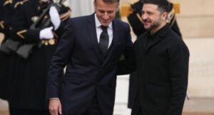 zelensky-paralajmeron-negociatoret-ne-paris,-perplasen-nato-e-moska