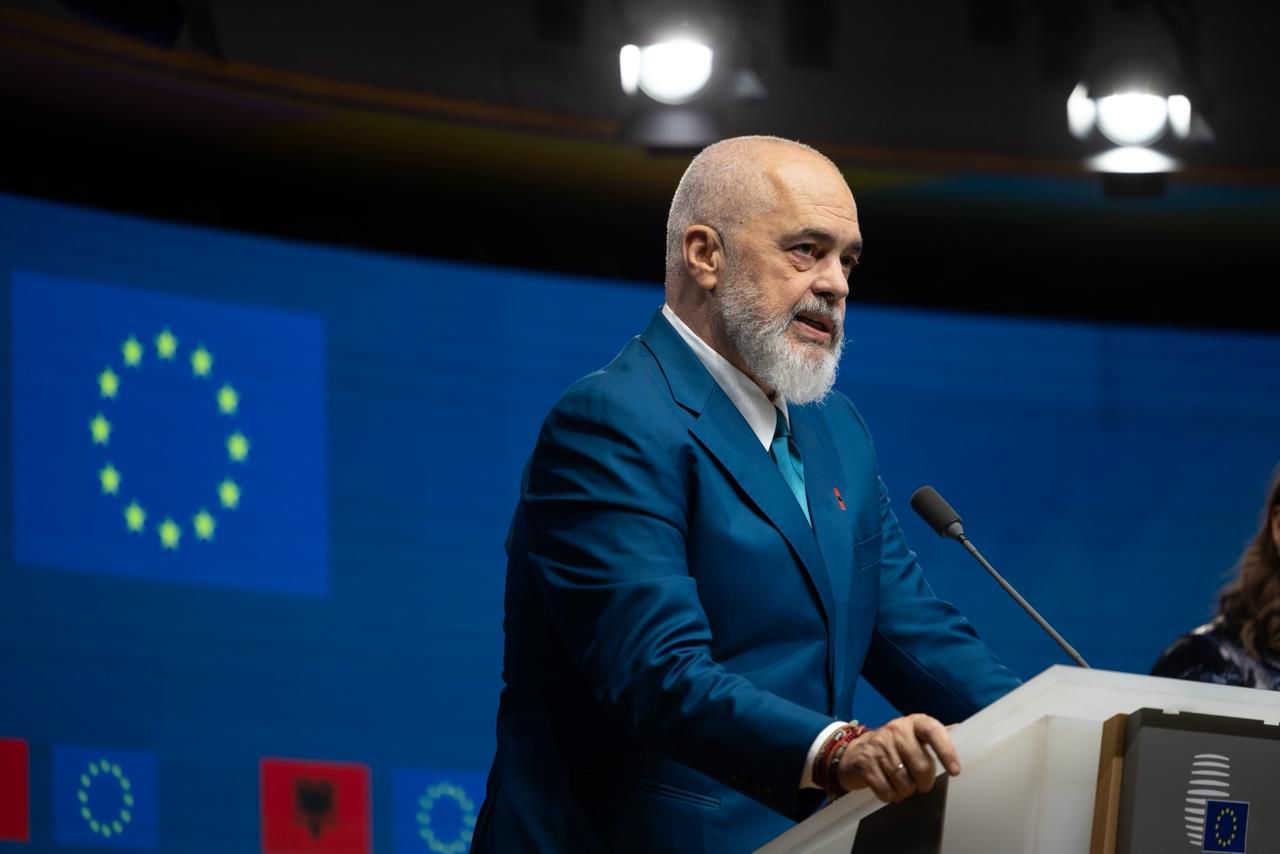 rama:-pezullimi-i-ballukut,-s’ka-rast-te-dyte-ne-bote.-kryeministri:-nese-drejtesia-rreshqet,-cenon-parimet-kushtetuese