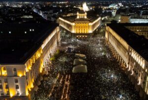 cfare-i-nxiti-protestat-me-te-medha-ne-dekada-ne-bullgari?