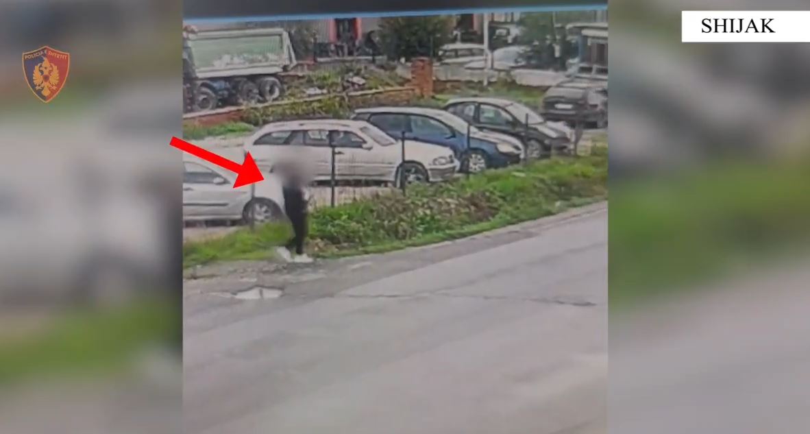 tentoi-te-vidhte-dy-automjete-dhe-grabiti-sende-ne-nje-tjeter,-arrestohet-ne-shijak-54-vjecari-nga-torino