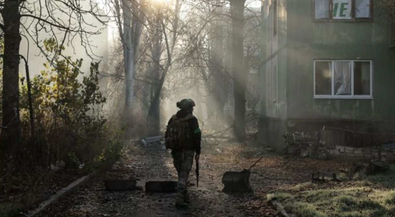 spiuni-i-rusise-po-planifikonte-te-kryente-nje-sulm-terrorist,-arrestohet-nje-britanik-ne-ukraine