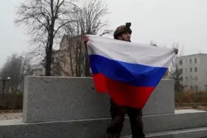 fitore-ne-tavoline-dhe-ne-front?-flamuri-rus-valevitet-ne-pokrovsk,-putin-merr-oferten-bujare-te-trump