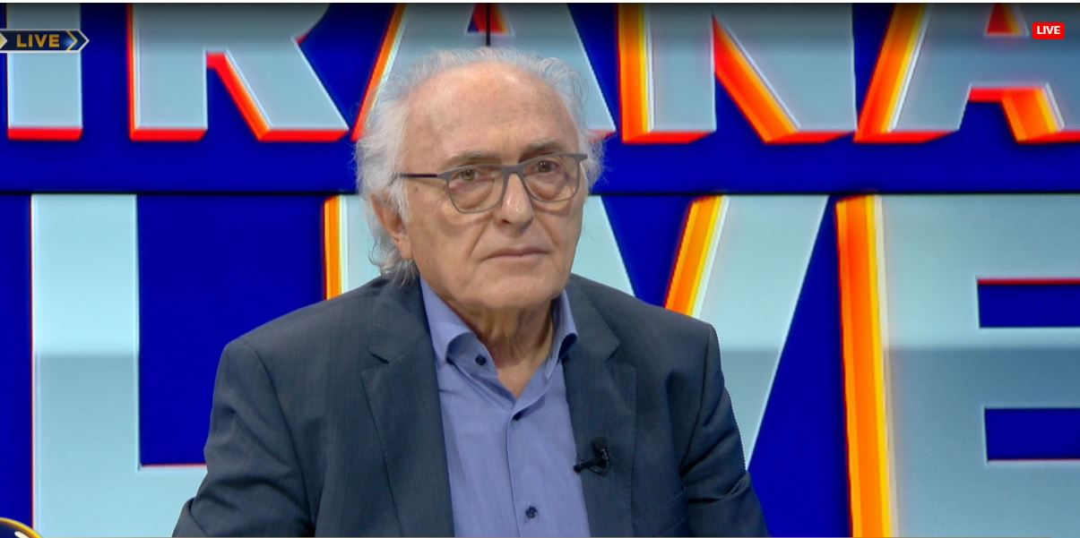 foltoret-“e-vdekura”-te-berishes/-cupi:-pd,-e-vetmja-parti-antikomuniste-qe-pati-nje-komunist-ne-krye