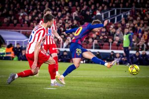 barcelona-permbys-atleticon,-3-pike-te-arta-ne-la-liga-(video)
