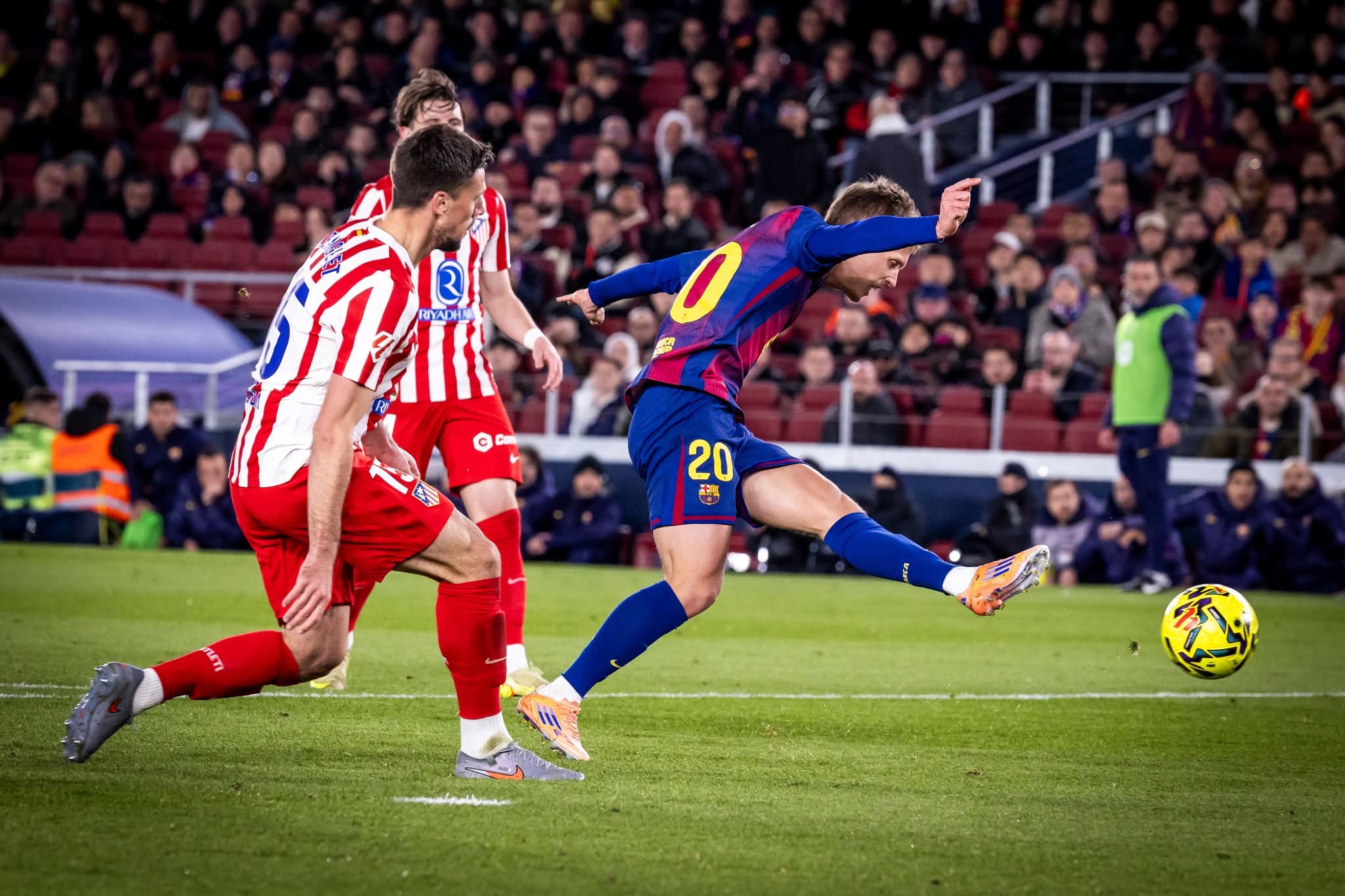 barcelona-permbys-atleticon,-3-pike-te-arta-ne-la-liga-(video)