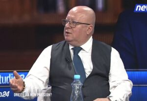 “evropa-po-i-fut-ne-burg-te-korruptuarit,-rama-kerkon-t’i-ktheje-ne-zyre”,-gjokutaj:-mogherini-ka-qene-partizane-e-reformes-ne-drejtesi