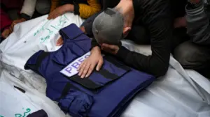 gazetari-palestinez-vritet-ne-sulmin-izraelit-ne-gaza