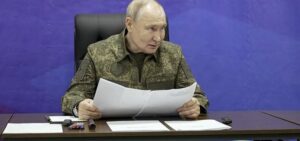 putin-kercenon-se-do-ta-“shkepuse-ukrainen-nga-deti”-pas-sulmeve-ndaj-anijeve-cisterne