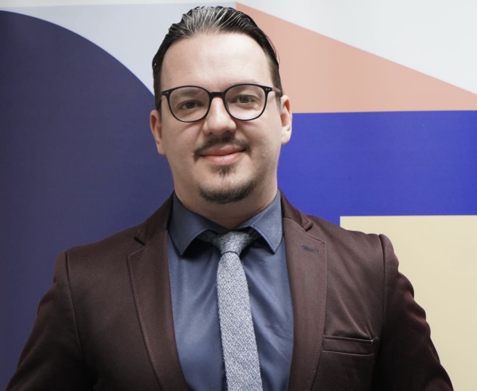 per-nje-reforme-administrative-territoriale,-jo-si-ushtrim-hartografie