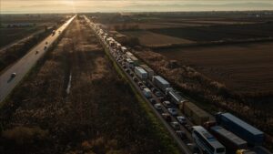 fermeret-greke-bllokojne-piken-kufitare-greqi-turqi