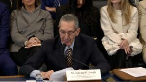 eduard-joseph-ne-kongresin-amerikan:-pluralizmi-politik-ne-shqiperi-ka-rene,-ka-arrestime-dhe-perndjekje-te-lidereve-te-opozites