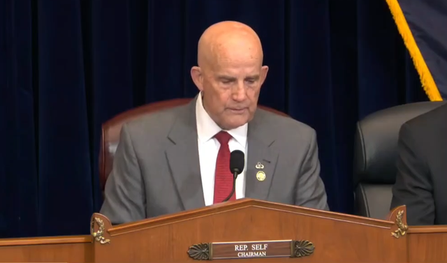 drejtesia,-kritike-nga-amerika/-kongresmeni-keith-self:-u-ngrit-per-njerezit,-por-nuk-po-u-sherben-atyre