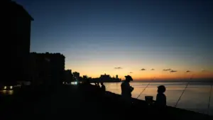 kuba-ne-erresire,-1.7-milion-banore-mbeten-pa-energji-per-shkak-te-infrastruktures-se-vjeteruar