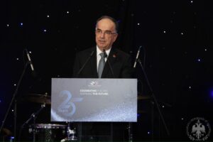 25-vjetori-i-dhomes-amerikane-te-tregtise-ne-shqiperi,-presidenti-begaj:-marredhenie-strategjike-me-shba!