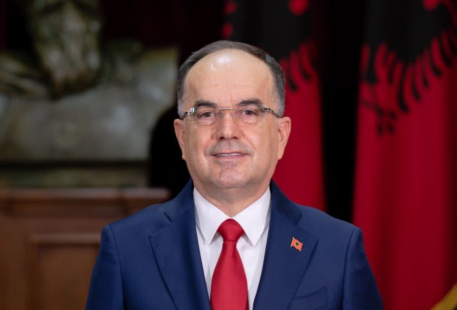 forcat-e-armatosura,-113-vjet/-presidenti-begaj:-kane-arritur-me-sukses-te-jene-ne-lartesine-e-detyres