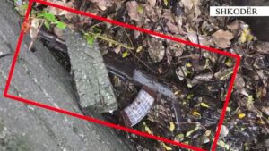 kanosje-me-arme-ne-shkoder/-policia-jep-detaje:-arrestohet-autori,-qelloi-me-automatik-ne-ajer
