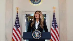 melania-trump-njofton-se-shtate-femije-te-tjere-nga-ukraina-u-kthyen-ne-familjet-e-tyre