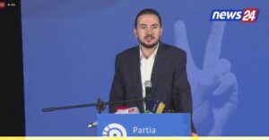 “agjende-personale”/-salianji-i-pergjigjet-berishes:-ne-takimin-e-durresit-ishin-500-demokrate.-moren-pjese-drejtuesit-e-deges-se-pd