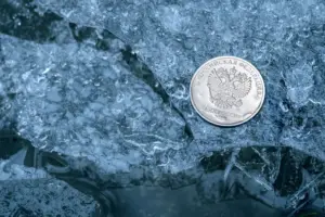 britania-e-gatshme-t’i-dorezoje-ukraines-asete-ruse-me-vlere-10.6-miliarde-dollare