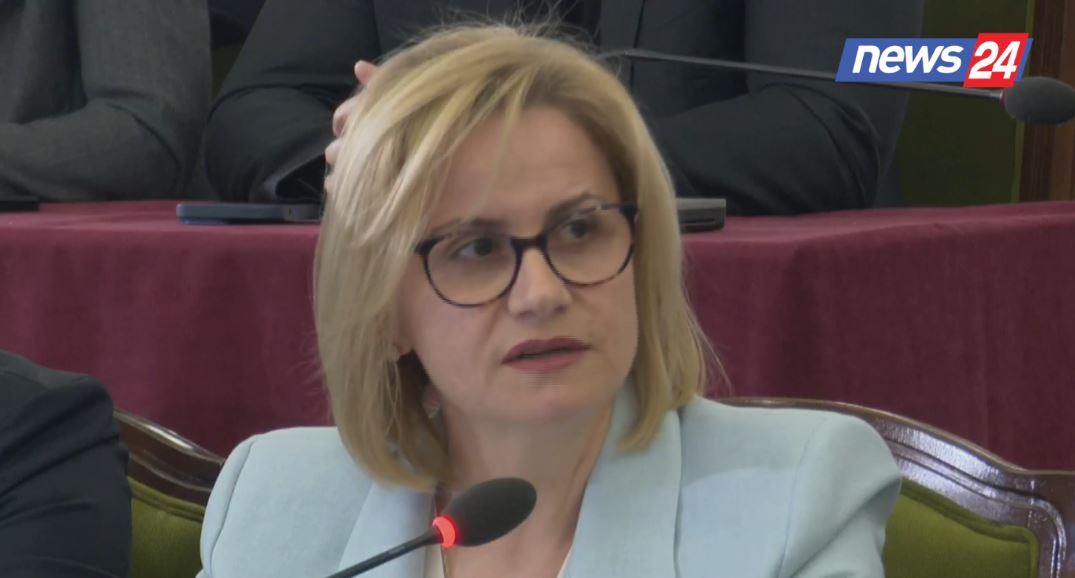 akuza-per-“veprime-qe-pengojne-zbulimin-e-se-vertetes”/-ish-deputetja-e-ps-kerkon-pushimin-e-ceshtjes:-s’perben-veper-penale