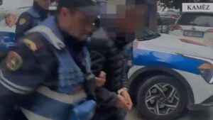 i-mori-me-dhune-nga-qafa-varesen-e-floririt,-nje-gruaje,-arrestohet-‘skifteri’-ne-kamez
