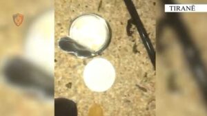 kishte-fshehur-ne-oborrin-e-baneses-kokaine,-arrestohet-41-vjecari-ne-tirane
