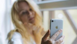 rusia-bllokon-snapchat,-roblox-dhe-facetime