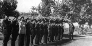 “kur-mehmeti-u-mor-ne-pyetje-ne-greqi-nga-amerikanet,-u-tha-se-me-ka-derguar-kadri-hazbiu,-i-cili-me-vuri-revolen-ne-koke-dhe…”/-deponimet-e-agjentit-“gjoksi”,-qe-punoi-si-kasap-ne-shkoder