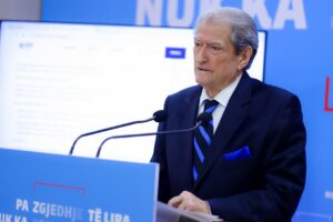 berisha:-alimehmetin-e-kam-pritur,-erdhi-me-takoi.-ndersa-salianji…