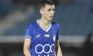 asani-shkelqen-ne-iran/-ylli-i-kombetares,-titullar-ne-duelin-e-kreut,-persepolis-esteglal