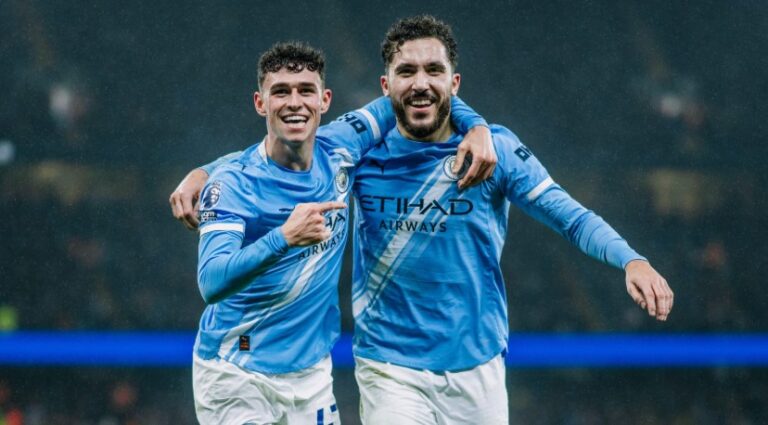 man-city-“spektakel”-ndaj-sunderland-dhe-rrit-presionin-ndaj-arsenal.-broja-titullar-ne-humbjen-e-burnley,-chelsea-nuk-di-te-perfitoje-(video)