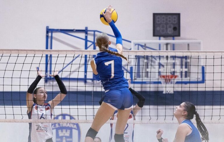 liga-gjergj-kastrioti/-tirana-e-pogradeci-fitojne-ne-grupin-a,-zhgenjejne-skenderbeu-dhe-dinamo-ne-grupin-b