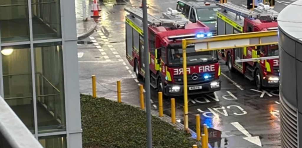 incident-ne-aeroportin-heathrow-ne-londer/-hidhet-spraj-ndaj-pasagjereve,-arrestohet-nje-person