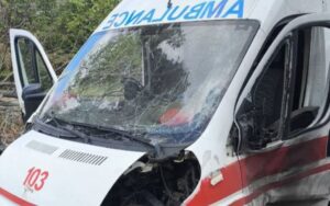 mjeket-ukrainas-ne-shenjester-te-droneve-ruse,-rel:-po-detyrohen-t’i-cojne-ushtaret-e-plagosur-me-larg-vijes-se-frontit