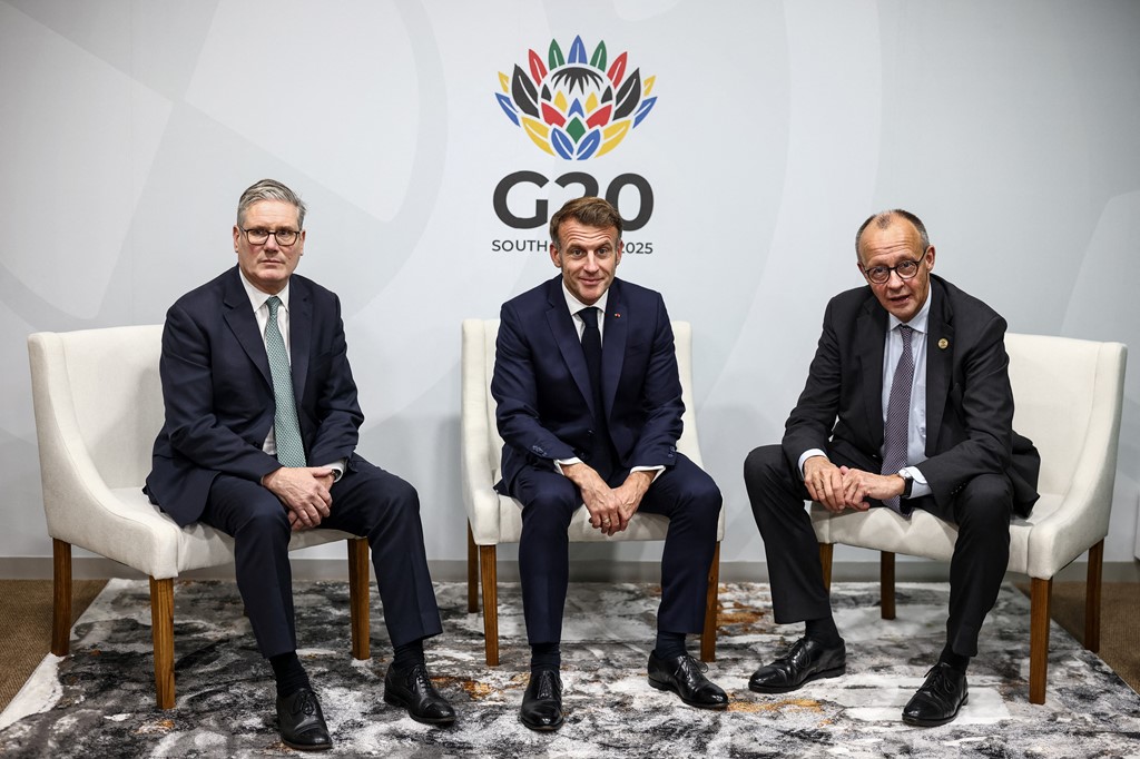 zelensky-neser-ne-londer,-starmer-ben-bashke-edhe-aleatet-e-kievit,-macron-e-merz