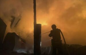 sulme-masive-gjate-nates/-rusia-godet-me-drone-disa-qytete-te-ukraines,-nje-i-vrare-dhe-dhjetera-te-plagosur