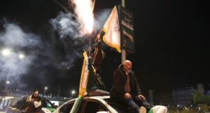 nje-vit-nga-rrezimi-i-assad/-feste-dhe-pasiguri,-siria-perballet-me-probleme-te-reja