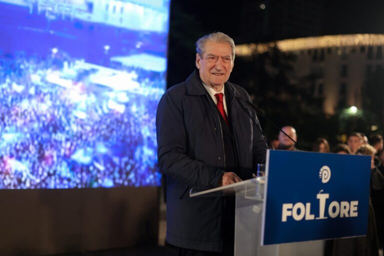 berisha:-pd-i-mbijetoi-perpjekjeve-per-ta-zhdukur-dhe-mblidhet-sot-per-te-rikthyer-idealet-e-larta-te-levizjes-se-dhjetorit