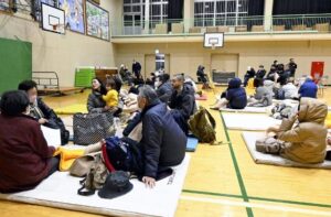 termeti-dhe-cunami-ne-japoni/-23-persona-te-plagosur-ne-vend,-qeveria-apel-qytetareve:-mund-te-kete-lekundje-te-tjera