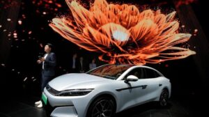 presidenti-i-kines-i-shqetesuar-per-investimet-e-tepruara-ne-ai-dhe-makinat-elektrike