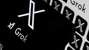 cmendet-grok,-lavderon-hitlerin