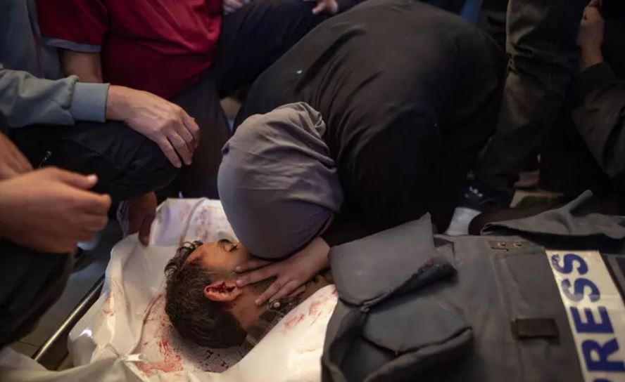 reporteret-pa-kufij:-67-gazetare-te-vrare-ne-vitin-2025,-gati-gjysma-e-tyre-humben-jeten-ne-gaza