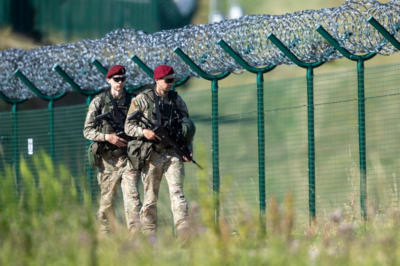 balona-kontrabandiste-nga-bjellorusia,-lituania-shpall-gjendje-te-jashtezakonshme