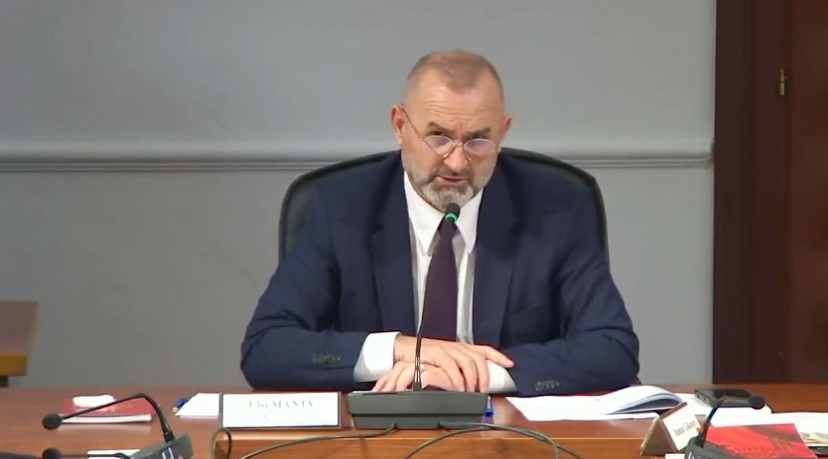 pd-terheq-mbeshtetjen,-mazhoranca-kalon-me-votat-e-saj-6-emrat-per-avokatin-e-popullit,-votohen-te-enjten-ne-kuvend