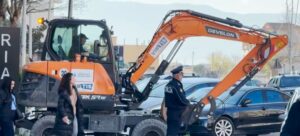 lirimi-i-hapesirave-publike/-vlore,-23-subjekte-shkelin-afatet.-nderhyn-imt