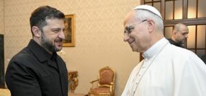 papa-kerkon-‘vazhdim-te-dialogut’-pas-takimit-me-zelenskyn